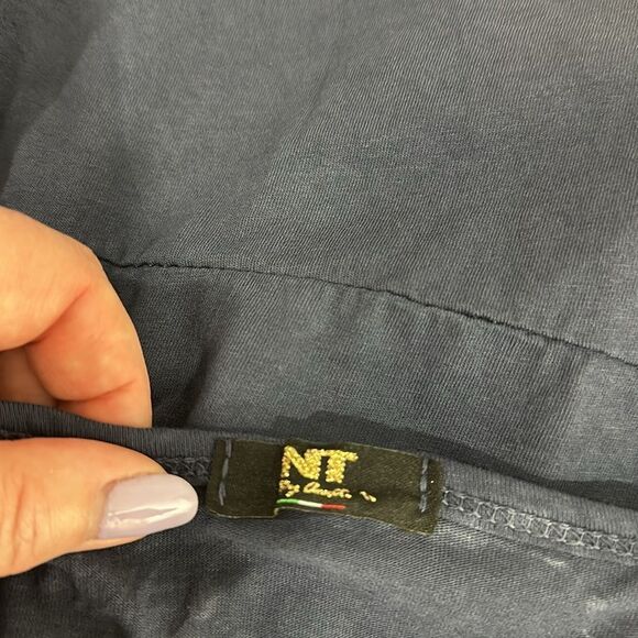 NT By Amati Mixed Media Foil Heart Long Sleeve V-neck Top In Navy One Size - Picture 4 of 7